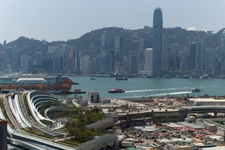 Protestas de Hong Kong causan bajada de visitantes de China continental