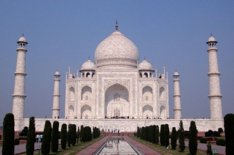 Taj Mahal 2020 – Camionetas purificadoras de aire para combatir contaminación