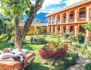 hoteles selina