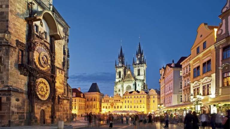 Praga 2020 busca restricciones a Airbnb para frenar el sobreturismo