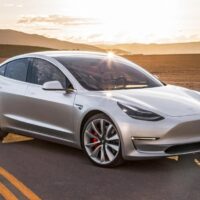 Tesla-Model-3-2021